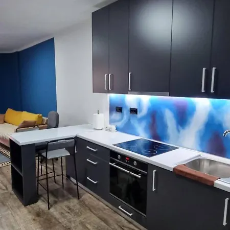 2# Lovely Spacious 1-bedroom Apartment *