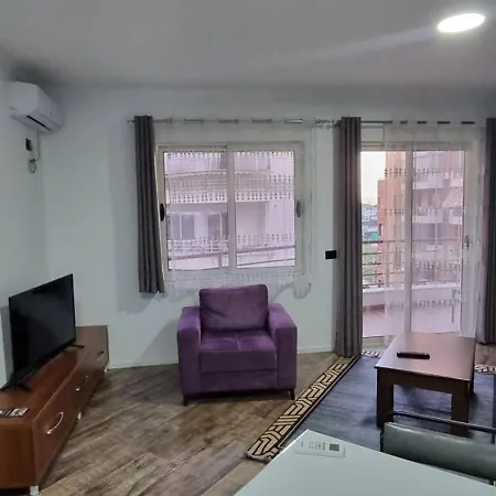 2# Lovely Spacious 1-bedroom *